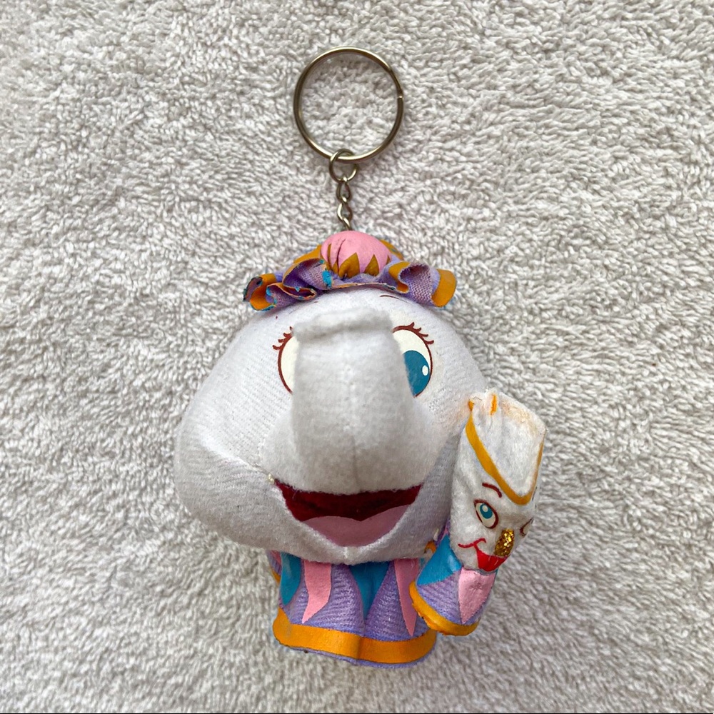 Mrs. Potts from Beauty and the Beast keychain